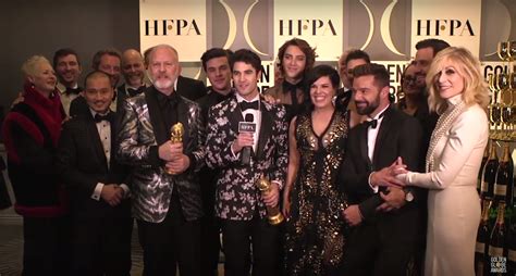 golden globes versace youtube|76th Golden Globes Winner Cam: The Assassination of Gianni.